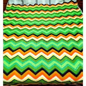 Crochet Handmade Dona Warner Chevron Afghan 55"x68" Green Yellow Brown White Tan